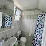 Apartament Athina *