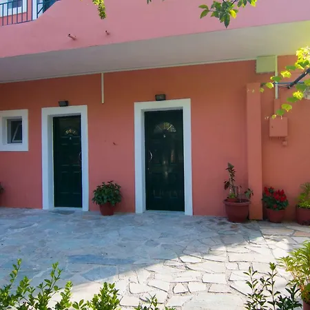 Athina Apartmán *